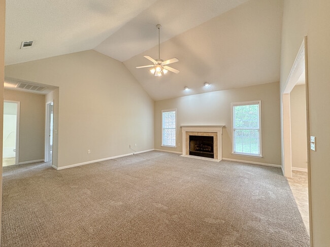 Building Photo - 1159 Bartlett Dr