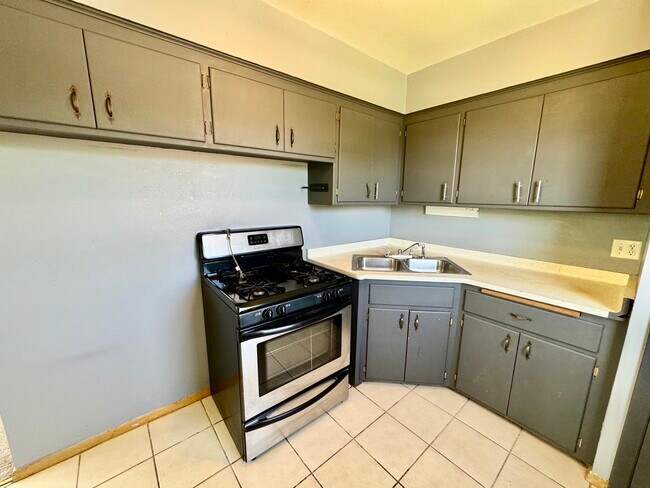Kichen - 3339 S 60th St