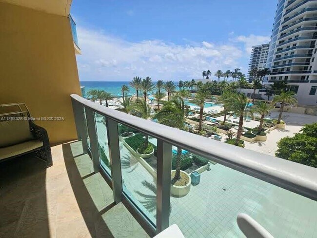 Building Photo - 2501 S Ocean Dr