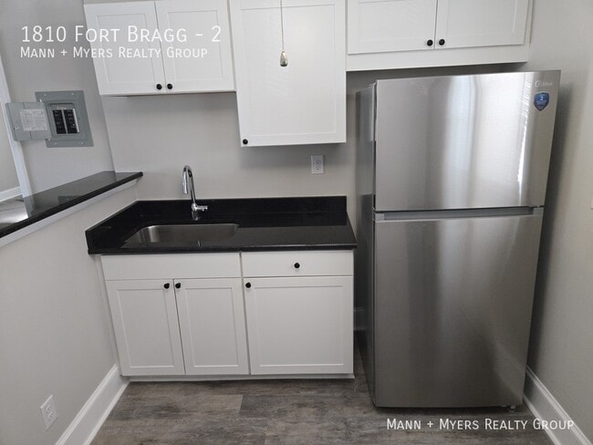 Building Photo - 1810 Fort Bragg Rd