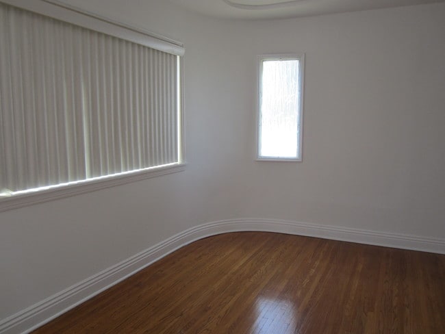 Building Photo - 2517 34th St