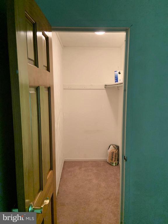 Building Photo - 400 Campbell Cir