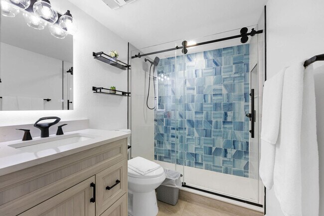 Building Photo - 274 Barlow Ave