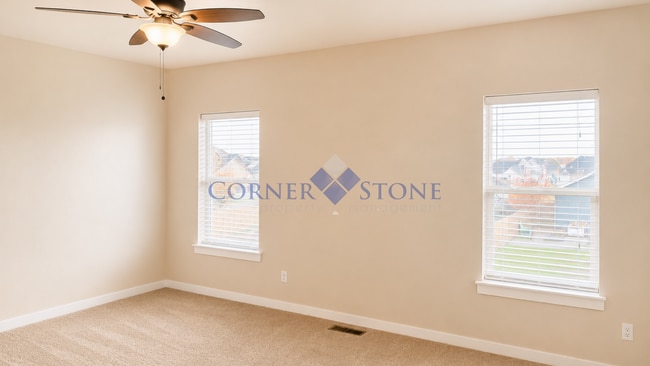 Building Photo - Amazing Home Meridian Home with Community Pool!