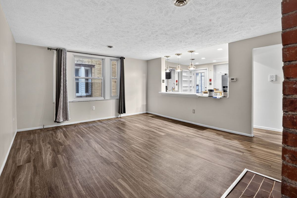 Building Photo - 5523 Ellsworth Ave