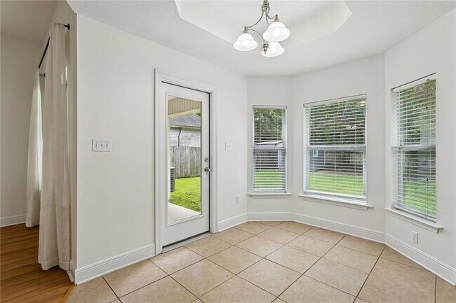 Building Photo - 59445 Spring Dr