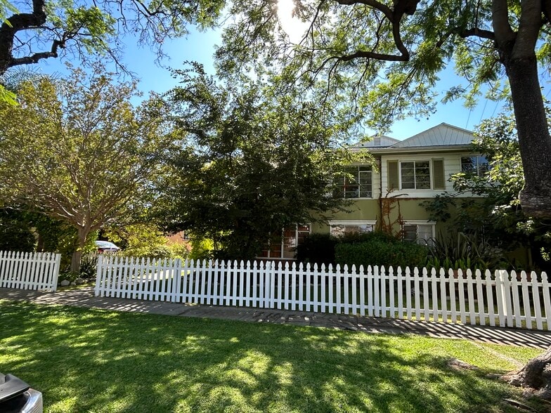 Building Photo - 4191 Dixie Canyon Ave