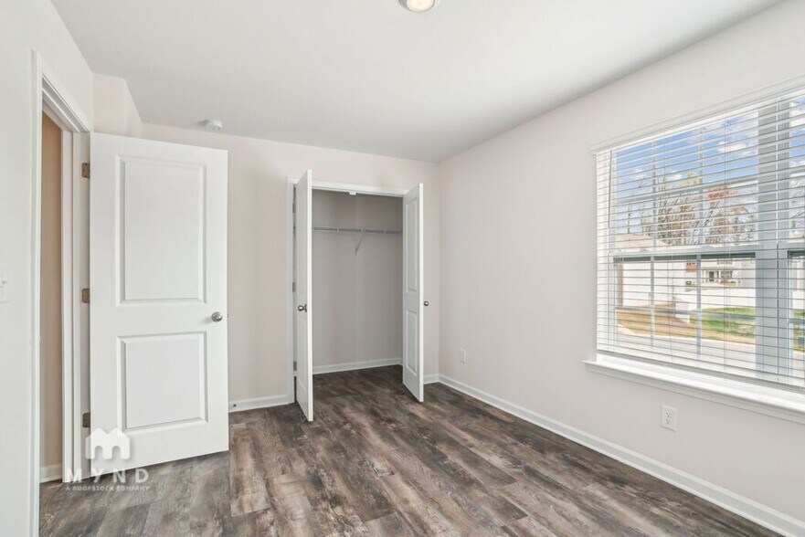 Building Photo - 1052 Jaxson Terry LN