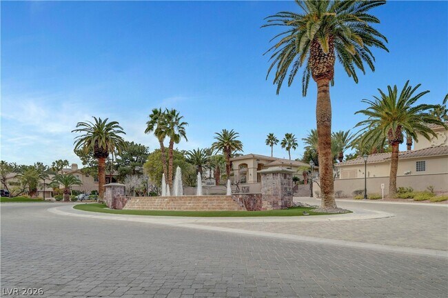 Building Photo - 2050 W Warm Springs Rd