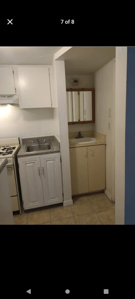 Building Photo - 1202 Ridgewood Ave