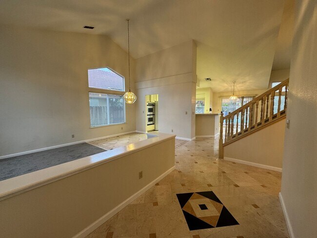 Building Photo - Broadstone neighborhood 4 bedroom home with pool!