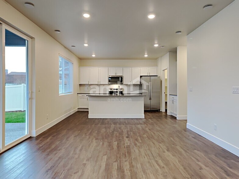 Building Photo - 20012 43rd Ave E