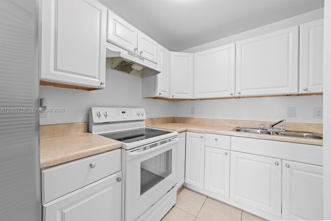Building Photo - 19528 NW 55th Cir Pl
