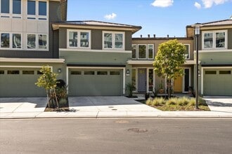 Building Photo - 10 Sea Star Ct