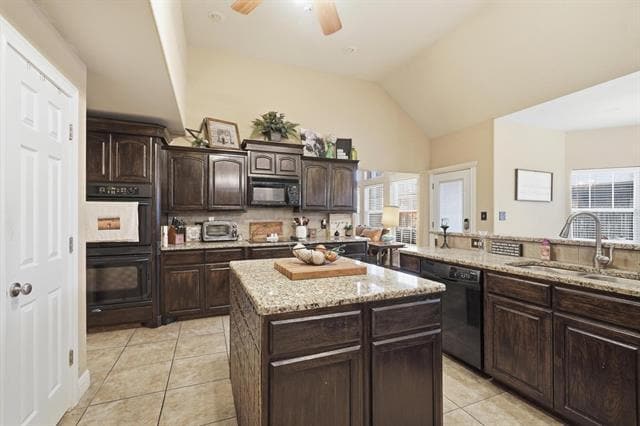 Building Photo - 4610 Sierra Sunset