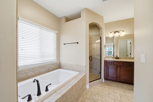 Building Photo - Fabulous Northern Colorado Springs Location! Academy School District 20!