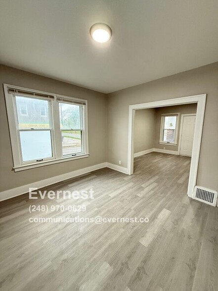 Building Photo - 5440 Milford St