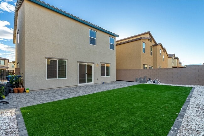 Building Photo - 3812 Corellia Ave