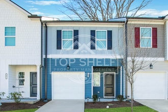 Building Photo - 102 Jaxton St