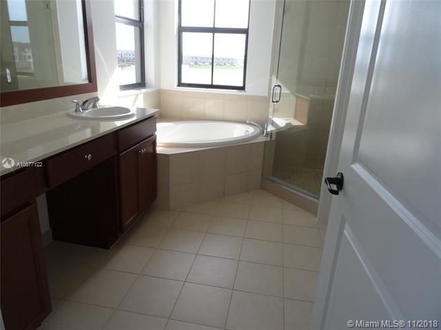 Building Photo - 9717 W 34th Ln