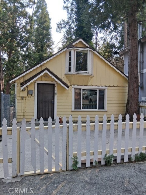 Primary Photo - 679 CA-138