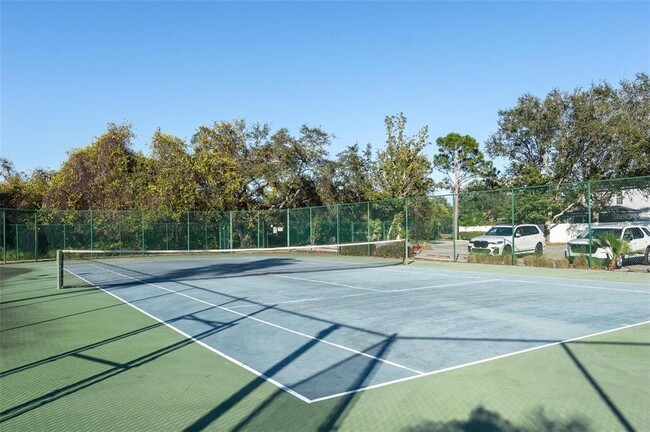Building Photo - 10755 Rockledge View Dr