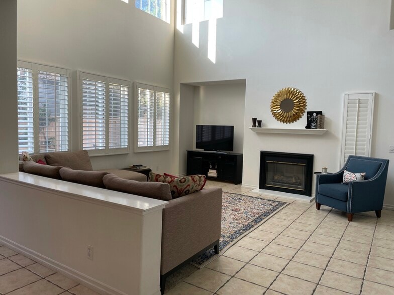 Building Photo - 21 Bradford