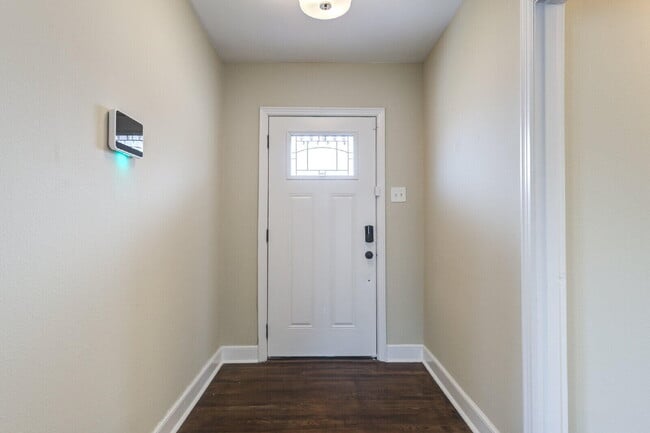 Building Photo - 2704 Canton Ave