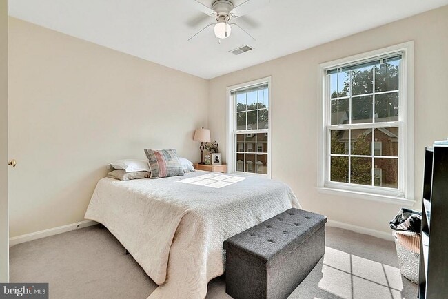 Building Photo - 4035 Timber Oak Trl