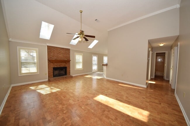 Building Photo - 6657 Millgrove Park Dr