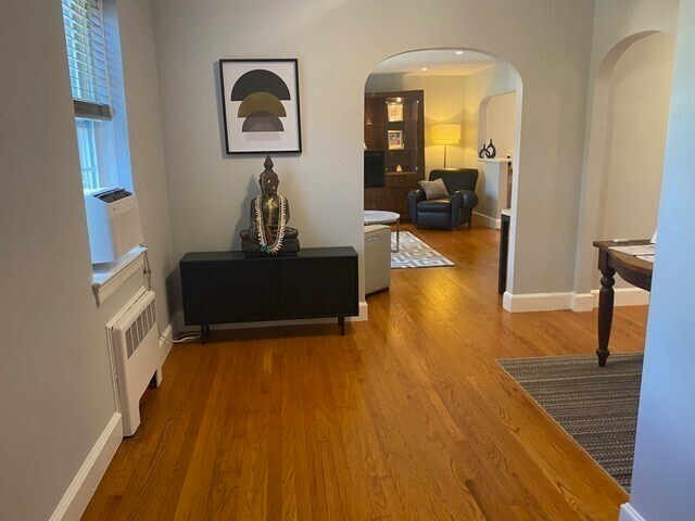 Building Photo - 116 Floral St