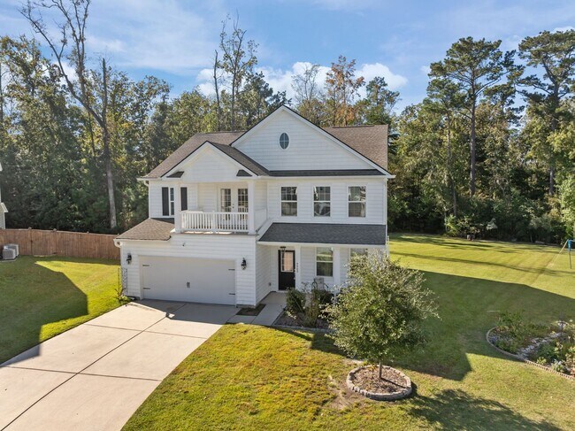 Building Photo - Beautiful Rental in Coosaw Preserve