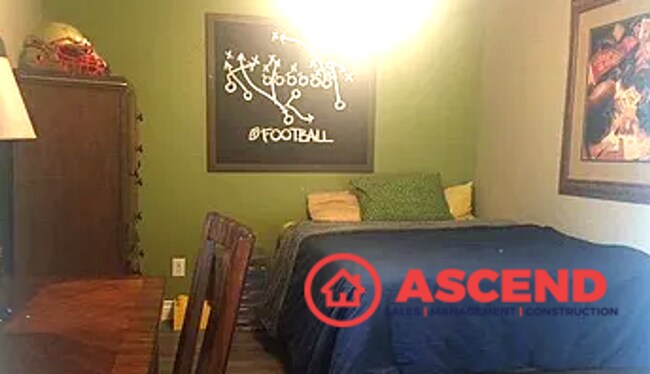 Building Photo - Beautiful 4 Bedroom Home Near Coffee Rd. & Hageman Rd.