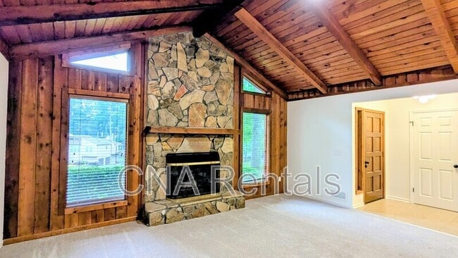 Building Photo - 3446 Orange Wood Ct NE