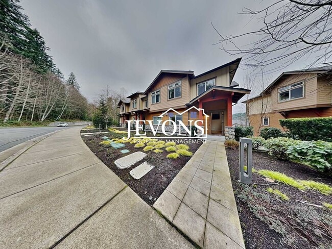 Building Photo - Coming soon! Modern Townhome Living in Prime Issaquah Location