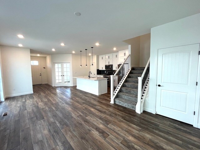 Building Photo - 2493 Winding Dr