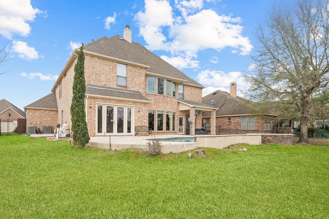 Building Photo - 9710 Lansing Meadows Dr