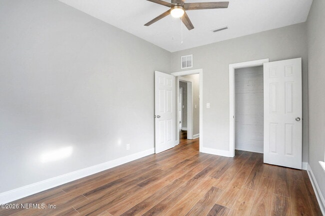 Building Photo - 2578 Haldumar Terrace