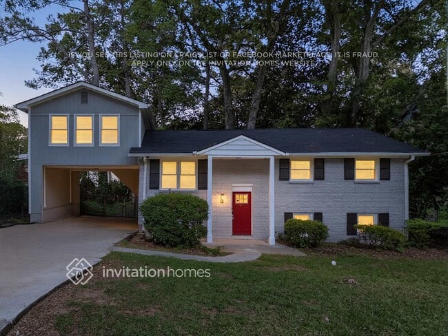 Building Photo - 544 Oakside Dr SW