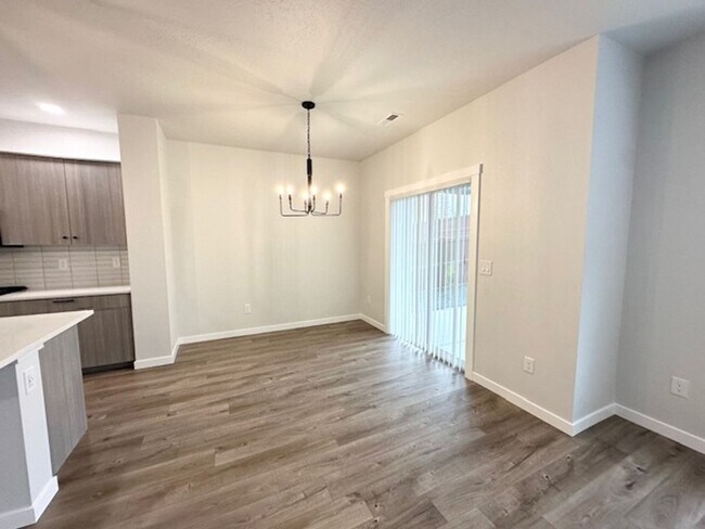 Building Photo - Prioritize comfortable living in this CBH home built in 2024!