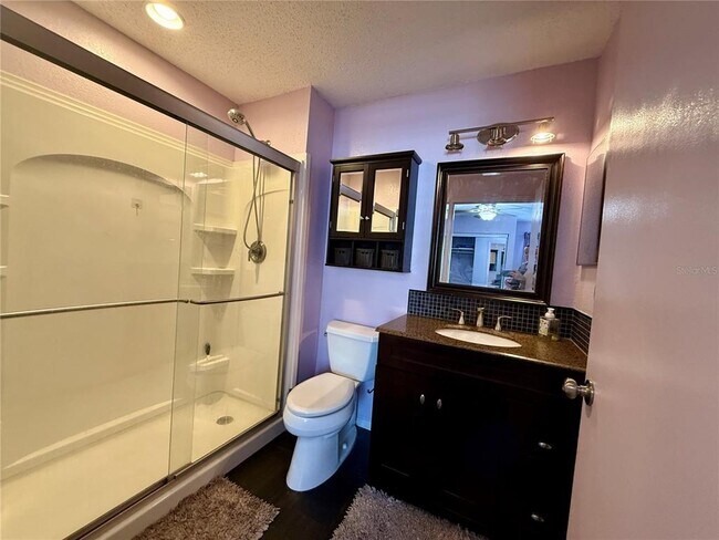 Building Photo - 3705 SW 27th St