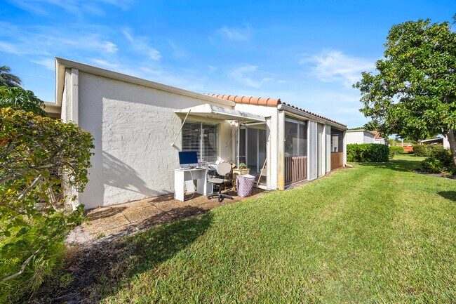 Building Photo - 2671 Boundbrook Blvd