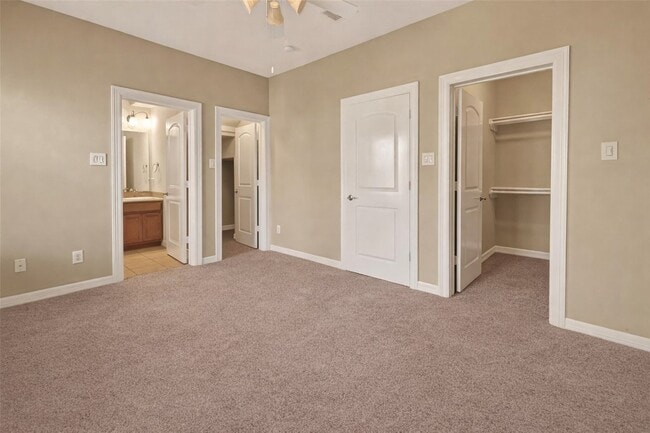 Building Photo - 2063 W 14th 1/2 St