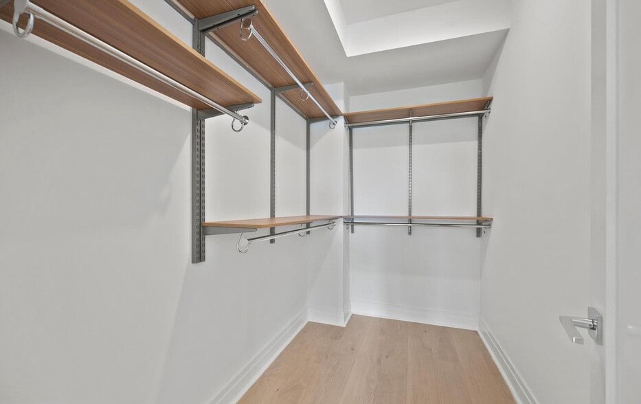 Building Photo - 431 Quincy St NW