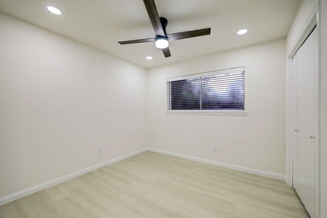 Building Photo - 5506 Bent Bough Ln