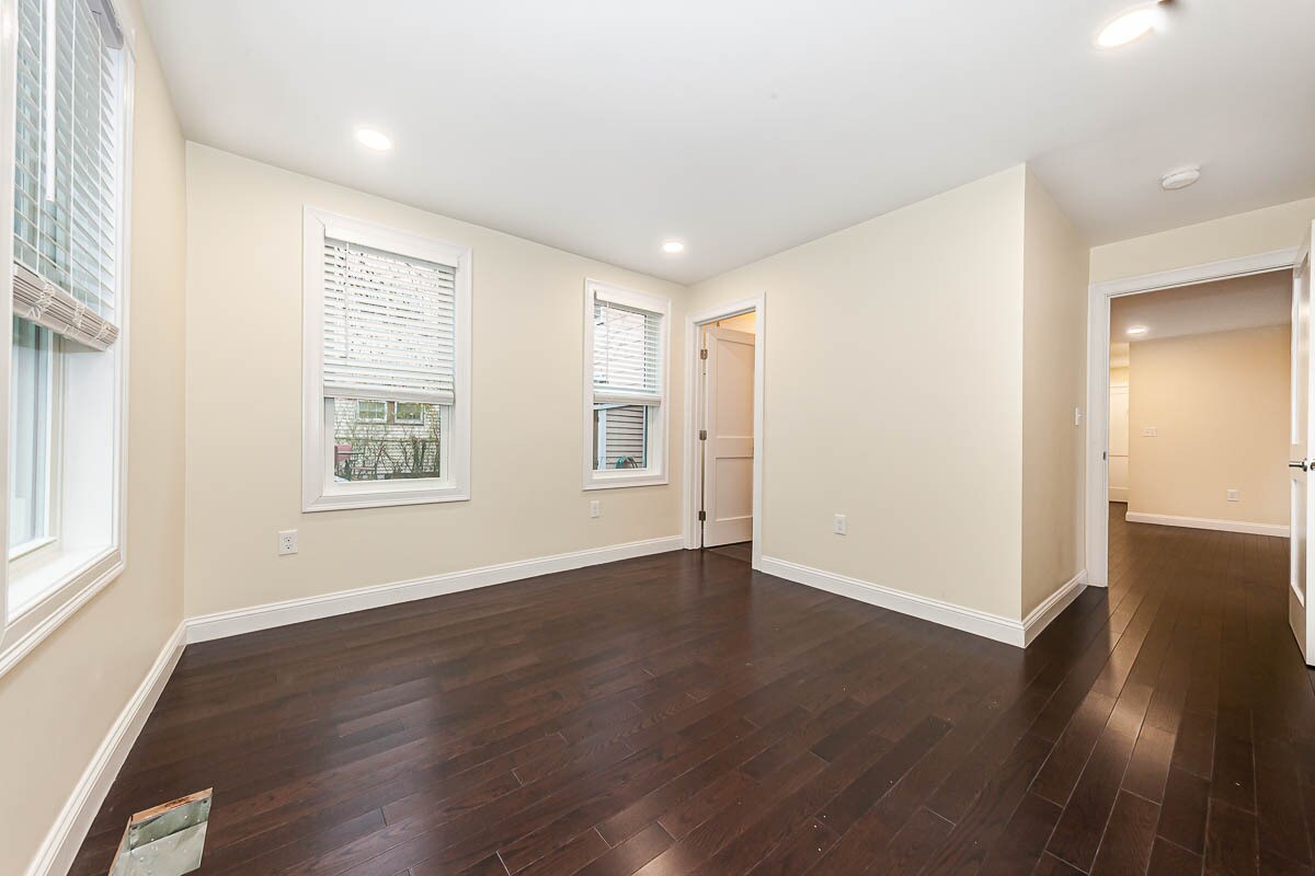 Building Photo - 28 Albion St