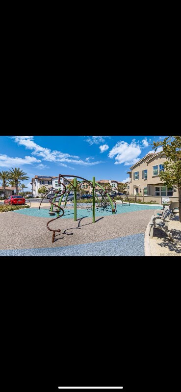Building Photo - 1096 Delpy View Point