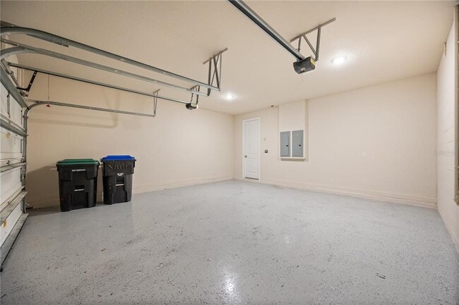 Building Photo - 8348 Vivaro Isle Way