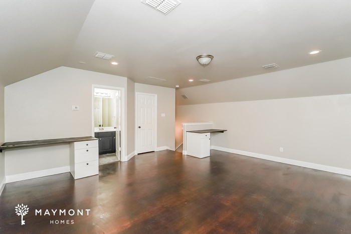 Building Photo - 1658 Stetson Dr