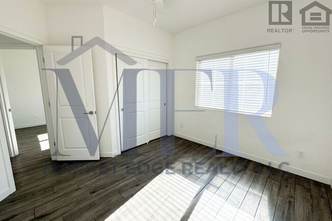 Building Photo - 3Bed/2Bath House in Arizona City! $399 MOV...